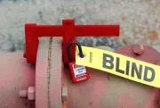 Accuform KDD501 Blind Flange Lockout (Pipe Size 1-1/2" - 5-5/8") (1)