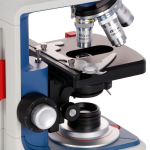 AmScope B120C-R-DMH18070 B120C-R Series USB-C Rechargeable Student Binocular Compound Microscope 40X-2500X Magnification with 7in Digital Display Camera Head (2)