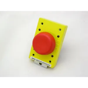 Rees 01981-002 2.25" Mushroom Red Plunger with Spring Latch