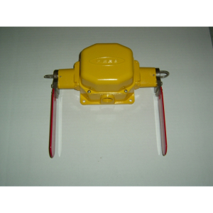 Rees 04954-414 Cable Operated Switch with Flags, Both